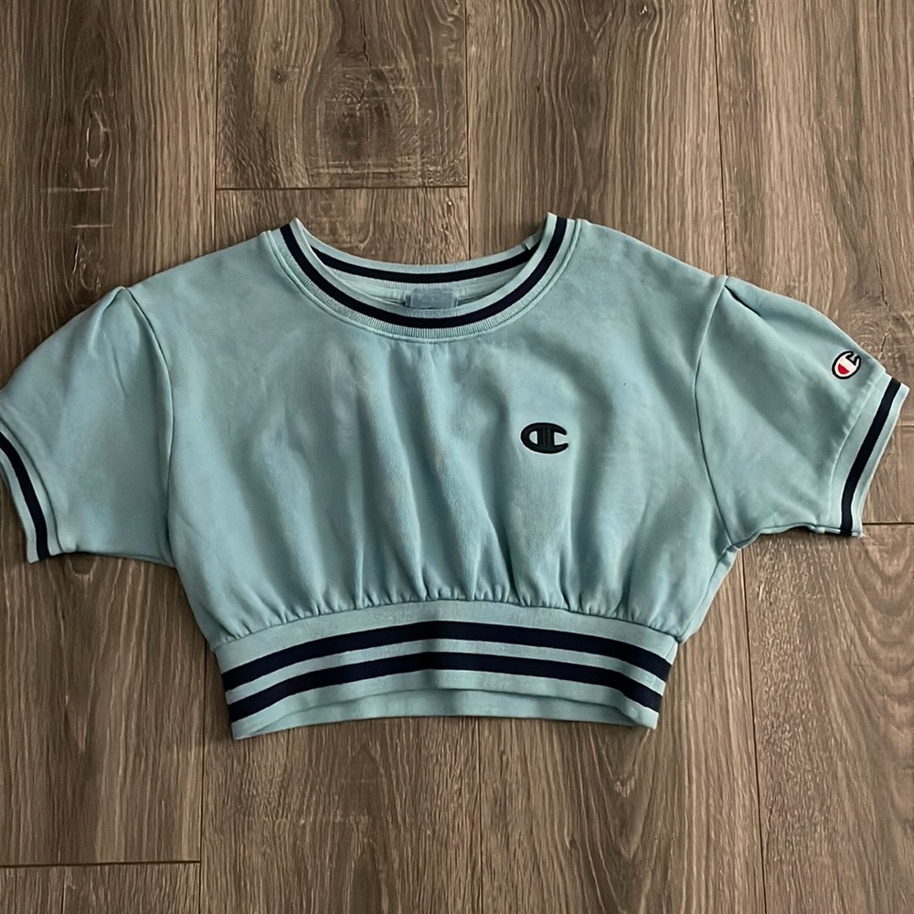 Champion crop top.